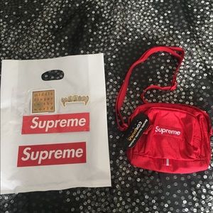 Supreme shoulder bag